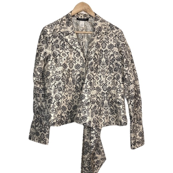 Jones New York 100% silk black and cream filigree print wrap top - Picture 5 of 5